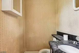 326 Thompson Ave, Roselle, NJ 07203 - Photo 12