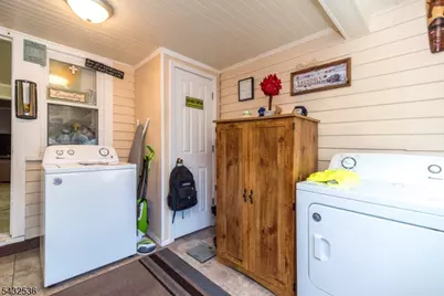 53 Wilson St./ Heckman, Phillipsburg, NJ 08865 - Photo 6