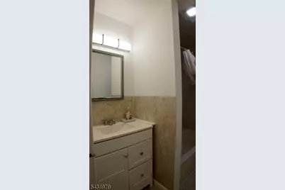 55 W Iselin Pkwy, Woodbridge Township, NJ 08830 - Photo 4