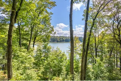 215 Aniwa Rd, Vernon, NJ 07422 - Photo 18