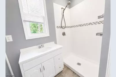 1086 18th Ave, Newark, NJ 07106 - Photo 10