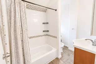 1086 18th Ave, Newark, NJ 07106 - Photo 18