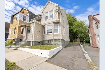 1086 18th Ave, Newark, NJ 07106 - Photo 1