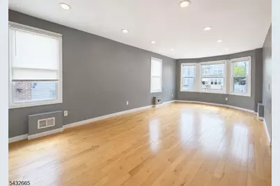 1086 18th Ave, Newark, NJ 07106 - Photo 6
