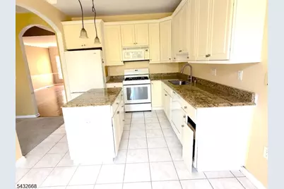 5 Magnolia Ln, Cedar Grove, NJ 07009 - Photo 8