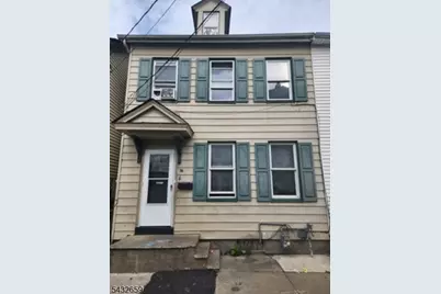 36 Fox St, Phillipsburg, NJ 08865 - Photo 1
