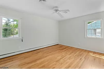 98 Vassar Dr, Paramus, NJ 07652 - Photo 16