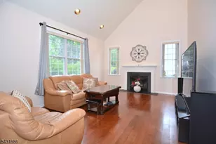 22 Muirhead Ct, Montgomery Township, NJ 08502 - Photo 2