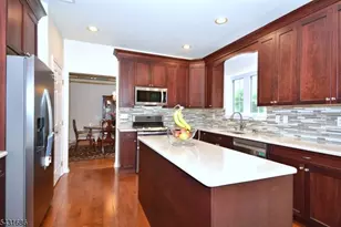 22 Muirhead Ct, Montgomery Township, NJ 08502 - Photo 10