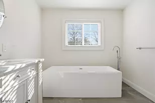 44 Manor Rd, Livingston, NJ 07039 - Photo 24