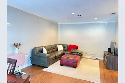 608 Brittany Dr, Wayne, NJ 07470 - Photo 10