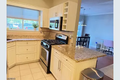608 Brittany Dr, Wayne, NJ 07470 - Photo 6