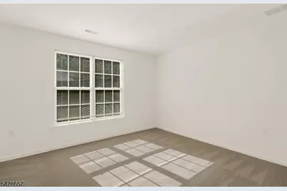 44 Chandler Ct, Hillsborough Township, NJ 08844 - Photo 18