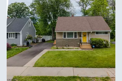 13 Independence Dr, Roselle, NJ 07203 - Photo 1