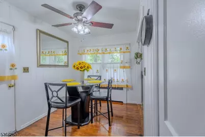 13 Independence Dr, Roselle, NJ 07203 - Photo 8