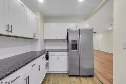 310 Summer St, Clifton, NJ 07011 - Photo 10