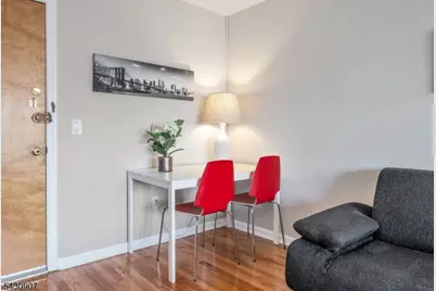 565 Grove St Unit E #10, Clifton, NJ 07013 - Photo 8