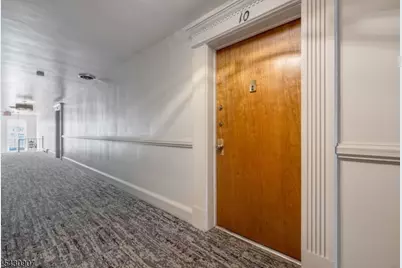 565 Grove St Unit E #10, Clifton, NJ 07013 - Photo 4