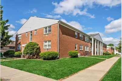 565 Grove St Unit E #10, Clifton, NJ 07013 - Photo 1