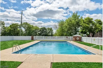 565 Grove St Unit E #10, Clifton, NJ 07013 - Photo 22