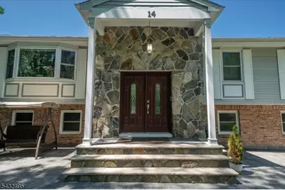 14 Lounsberry Hollow Rd, Vernon Twp., NJ 07461 - Photo 4