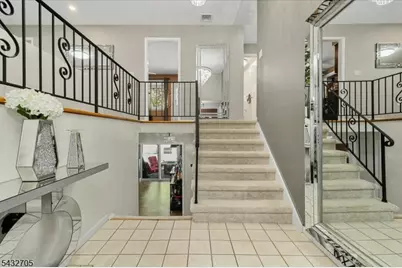 14 Lounsberry Hollow Rd, Vernon Twp., NJ 07461 - Photo 6