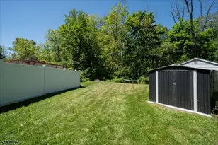 14 Lounsberry Hollow Rd, Vernon Twp., NJ 07461 - Photo 36