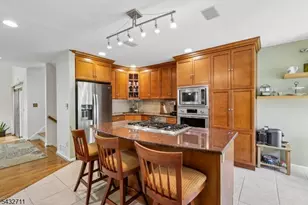40 Woodland Dr, Woodland Park, NJ 07424 - Photo 6