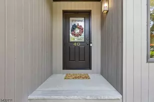 40 Woodland Dr, Woodland Park, NJ 07424 - Photo 2