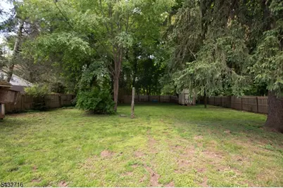44 Elm St, Franklin Township, NJ 08873 - Photo 8