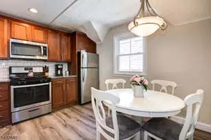 46 Hazelwood Rd, Bloomfield, NJ 07003 - Photo 2