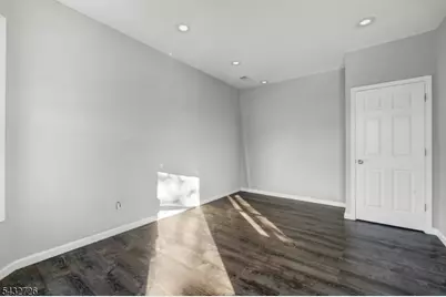 31 Homestead Park, Newark, NJ 07108 - Photo 14
