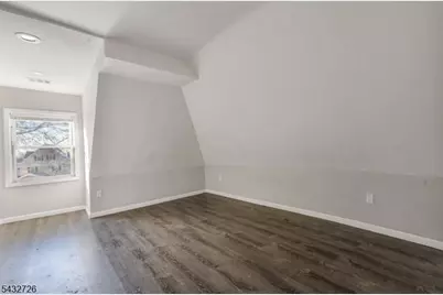 31 Homestead Park, Newark, NJ 07108 - Photo 16
