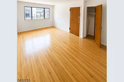 330 Taft Pl, Harrison, NJ 07029 - Photo 2