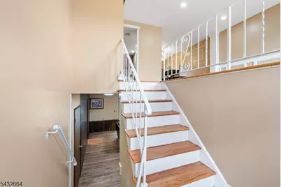 2313 Halsey St, Union Township, NJ 07083 - Photo 4