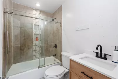 2313 Halsey St, Union Township, NJ 07083 - Photo 14