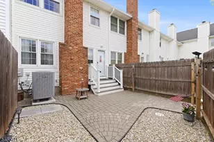 712 Marlborough Common, Hillsborough Township, NJ 08844 - Photo 32