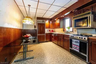 66 Coeyman Ave, Bloomfield, NJ 07003 - Photo 6