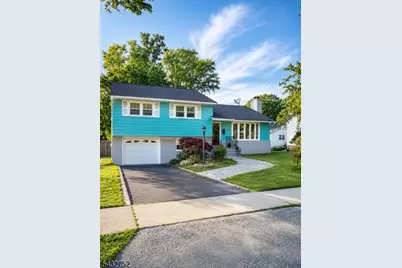 121 Mountain Ave, North Plainfield, NJ 07060 - Photo 2