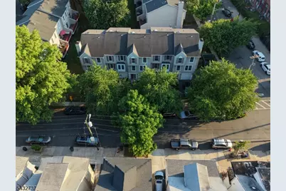 82 Tiffany Blvd, Newark, NJ 07104 - Photo 10
