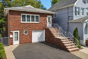 188 Kerrigan Blvd, Newark, NJ 07106 - Photo 1