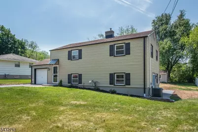 12 Richardsville Rd, Ogdensburg, NJ 07439 - Photo 2