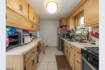 706 Keep St, Linden, NJ 07036 - Photo 6