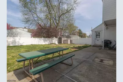 706 Keep St, Linden, NJ 07036 - Photo 14