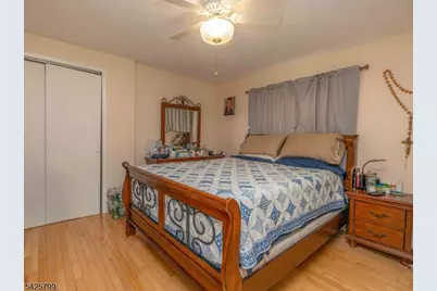 706 Keep St, Linden, NJ 07036 - Photo 2