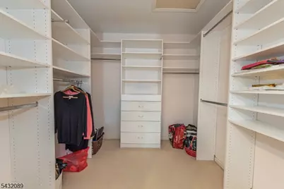 104 Shrewsbury Dr, Livingston, NJ 07039 - Photo 26