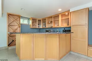 104 Shrewsbury Dr, Livingston, NJ 07039 - Photo 36