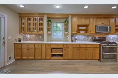 77 Riverside Dr, Bernards Township, NJ 07920 - Photo 10