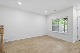 13 Encampment Dr, Bedminster Township, NJ 07921 - Photo 8