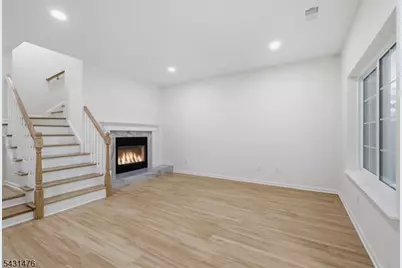 13 Encampment Drive, Bedminster Township, NJ 07921 - Photo 6